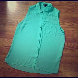 The Limited Mint Green Sleeveless Button-Down Blouse